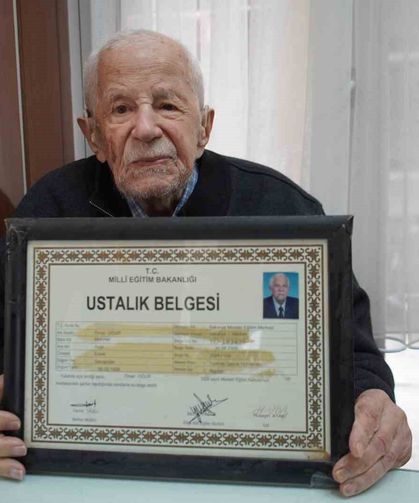 Asırlık döner ustası 84 yıldır mesleğini sürdürüyor