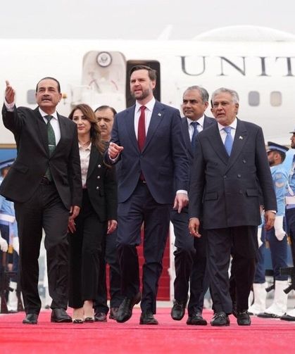 ABD ve İran Müzakere Heyetleri Görüşmeler İçin İslamabad’da