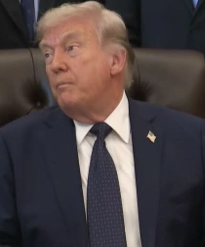 Trump: "Hürmüz Boğazı Üzerinde Tam Kontrolümüz Var"