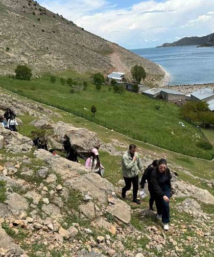 BEDOSK’tan Van’ın saklı doğa harikasına yürüyüş