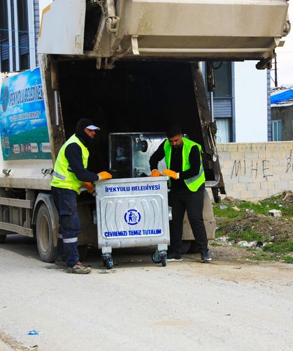 İpekyolu’nda 550 yeni çöp konteynırı dağıtıldı