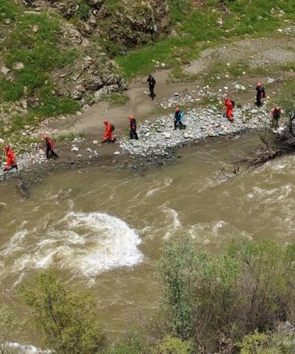 Muş’ta çaya düşen Gülsima Yıldız için zamanla yarış