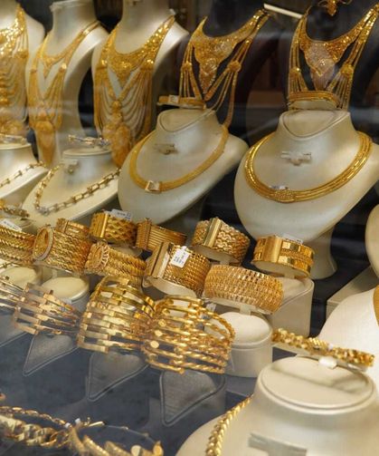 Altın fiyatlarında yön aşağı döndü: Gram altın geriledi