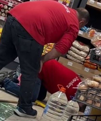 Markete giren fare paniğe neden oldu