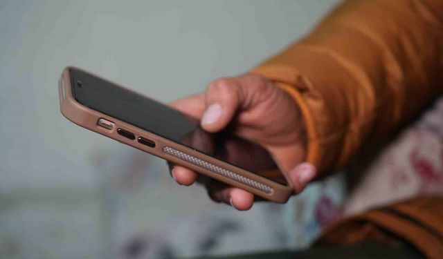 Hesabına yanlışlıkla gelen serveti görünce şoke oldu