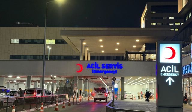 Başakşehir’de gıda zehirlenmesi şüphesiyle öğrenciler hastaneye kaldırıldı