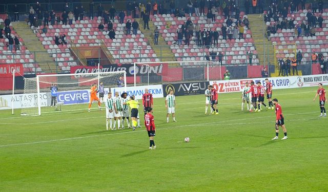 Vanspor, Serikspor engelini aşamadı