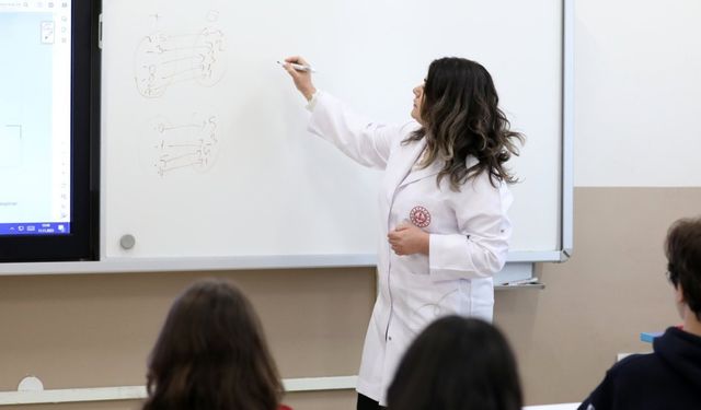 Fenomen öğretmenlere kötü haber: MEB sıkı takip başlattı