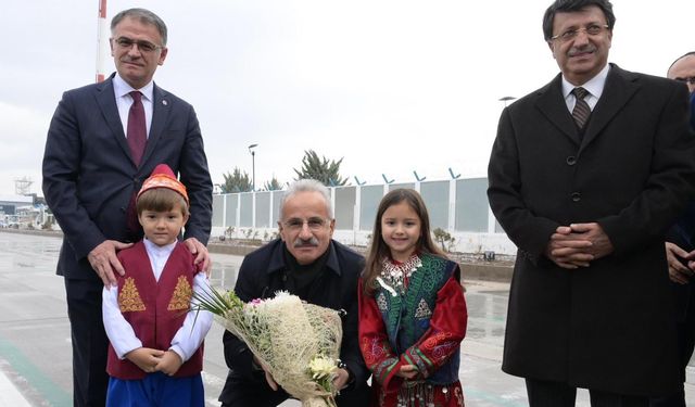 Bakan Uraloğlu Van'da