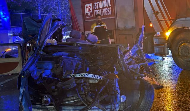 Kontrolden çıkan beton mikseri zincirleme kazaya neden oldu: 2 ölü, 6 yaralı