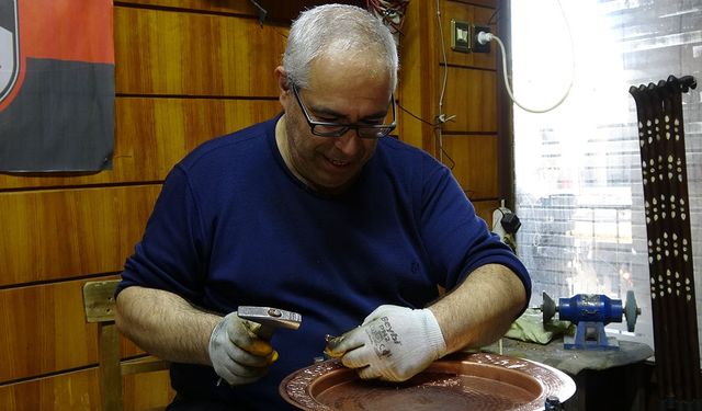 Babasından devraldığı mesleği 40 yıldır sürdürüyor