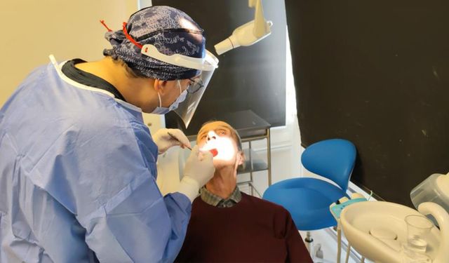 83 yaşında 20’lik dişi çıktı