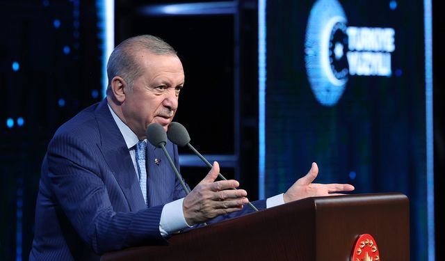 Cumhurbaşkanı Erdoğan: “Türkiye, bölgesinin veri üssü olacak”