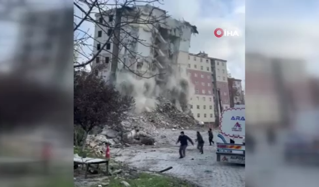 Bina yıkım sırasında kısmen çöktü, çocuklar son anda kurtuldu