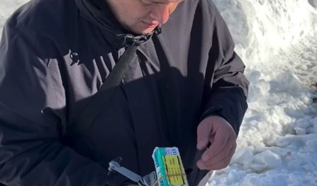 Yolu kapanan köydeki yaşlı adamın ilaçları dronla ulaştırıldı