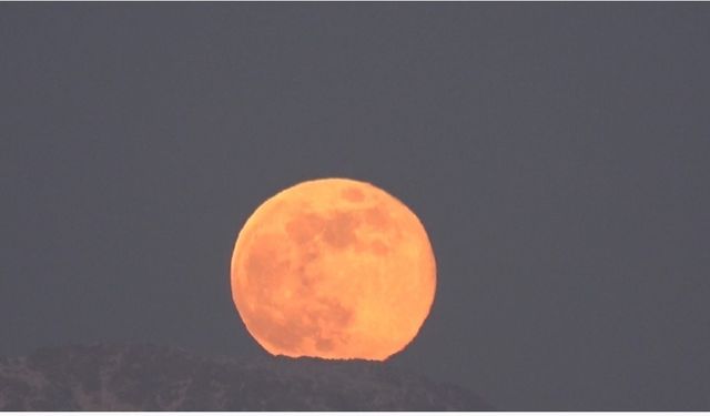 Van’da "Kurt Dolunayı'ndan" Görsel Şölen