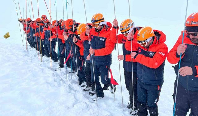Van'da çığ riskine karşı bölgesel AFAD eğitimi