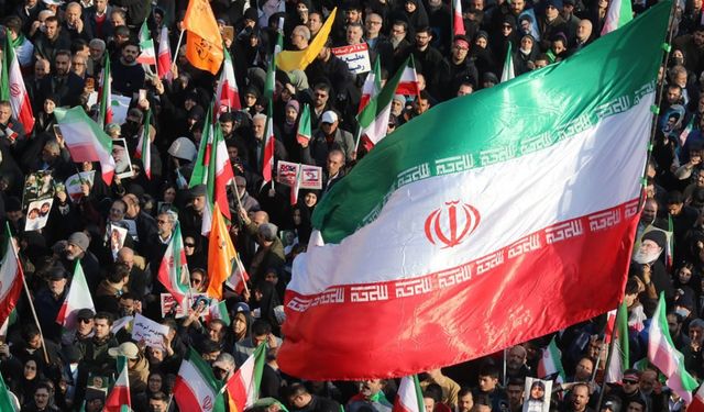 İran’daki protestolarda ölü sayısı 2 bin 571’e yükseldi