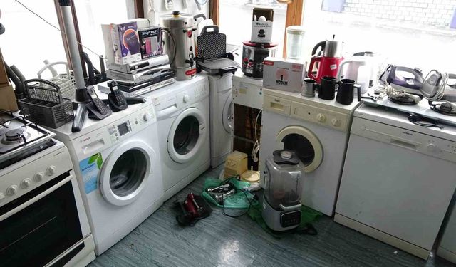 Tamir İçin Bırakılan Cihazlar, Sahiplerini Bekliyor