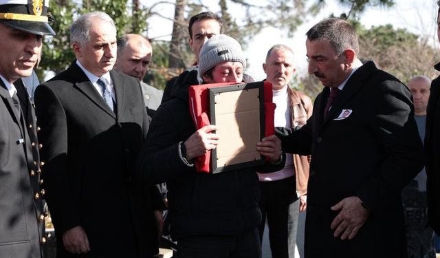 Piyade Üsteğmen Kalyoncu gözyaşlarıyla uğurlandı