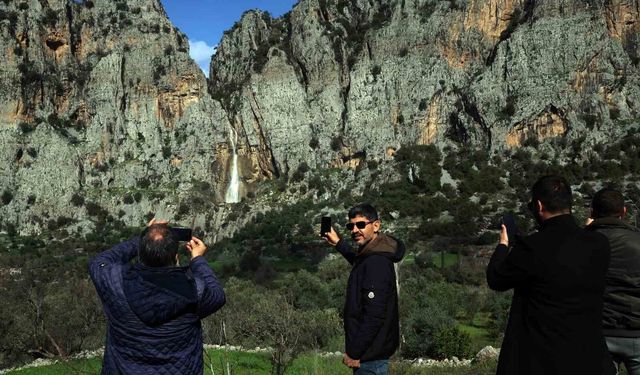 104 metrelik ‘Su Uçkun Şelalesi’ doğaseverlerin yeni gözdesi