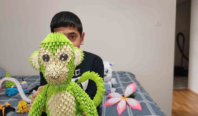 Origamiyle hayatına yön veriyor