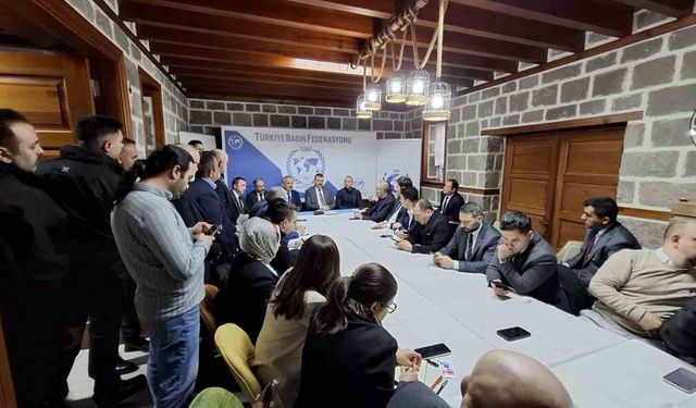 Bakan Çiftçi: "En fazla soruşturma izni verilen belediyeler AK Parti’li belediyelerdir"