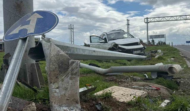 Okul servisi kaza yaptı: 13’ü öğrenci 15 yaralı