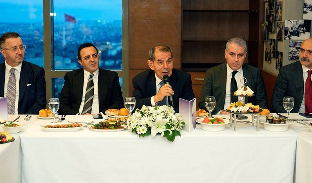 Dursun Özbek: “Galatasaray’ı Avrupa’nın en büyükleri arasına taşıyacağız”