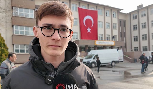 Öğretmene yapılan bıçaklı saldırıda görgü tanığı dehşet anlarını anlattı