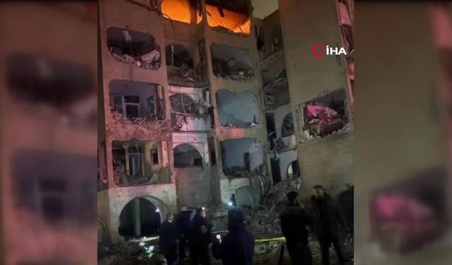 İsrail'de art arda patlama sesleri