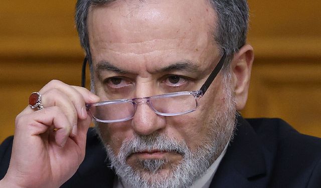 İran Dışişleri Bakanı Arakçi: "Banka Şubesi Çalışanlarla Dolu İken Bombalandı"