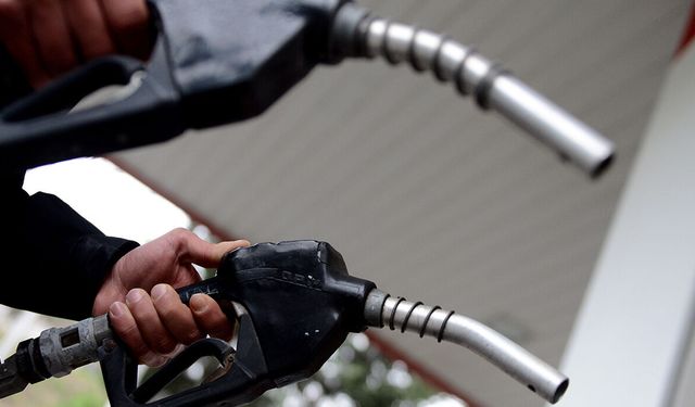 Savaş piyasayı vurdu: Akaryakıta zam