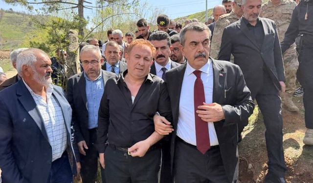 Ayla Öğretmenin Eşi Ramazan Kara’dan Yürek Burkan Açıklama