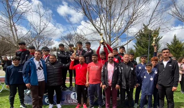 Vanlı Atletler ANALİG’de Zirveye Çıktı