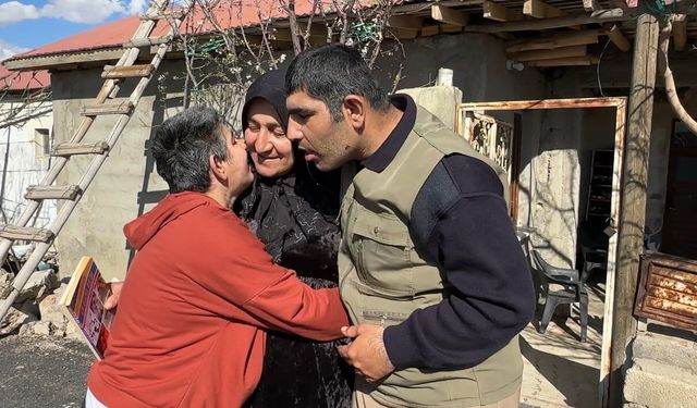 Fedakar anne 38 yıldır 4 engelli evladına gözü gibi bakıyor