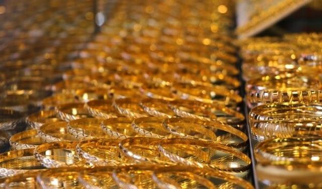 Çeyrek, Tam ve Cumhuriyet Altını Bugün Ne Kadar? İşte Güncel Listesi