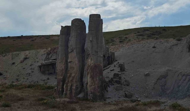 Bitlis’teki Peri Paçalarında Mest Eden Görüntüler