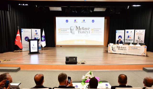Van’da “Melayê Bateyî ve Mirası” Sempozyumu Başladı