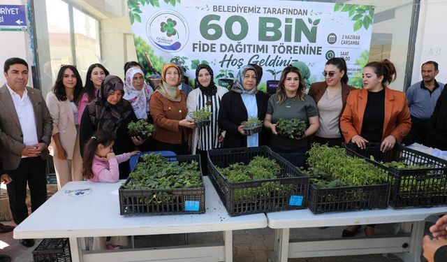 Gürpınar Belediyesi’nden üreticiye destek: 60 bin fide dağıtıldı
