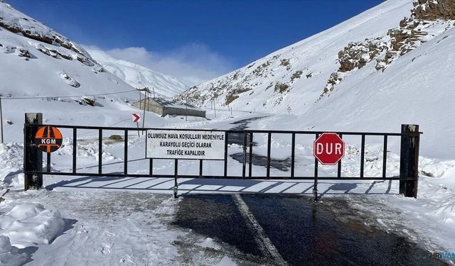 Bahçesaraylılardan yol sorunu için kalıcı çözüm çağrısı