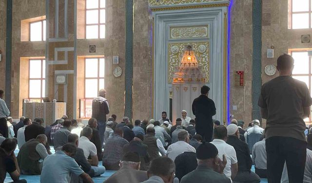 Van Çaldıran’da 15 Temmuz şehitleri dualarla anıldı