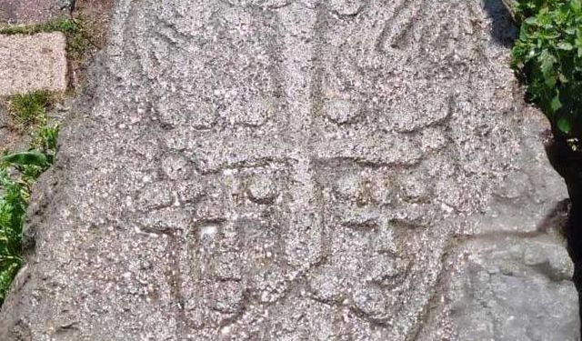 Van’da tarihi eser ve silah ele geçirildi: 2 gözaltı