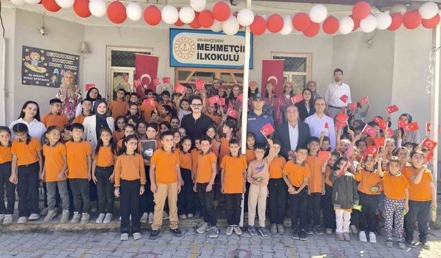 Bahçesaray’da İlköğretim Haftası Coşkuyla Kutlandı