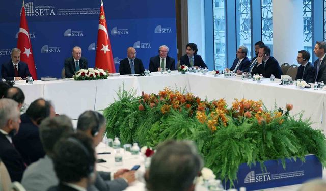 Cumhurbaşkanı Erdoğan,  SETA eşgüdümünde ABD’li düşünce kuruluşu temsilcileriyle bir araya geldi