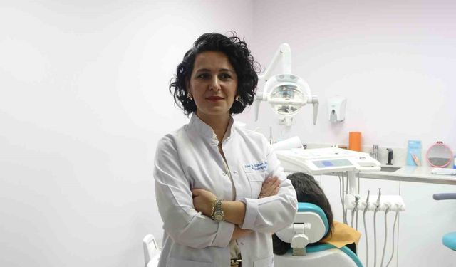 Geleceğin diş hekimleri yapay zeka destekli eğitimle yetişiyor