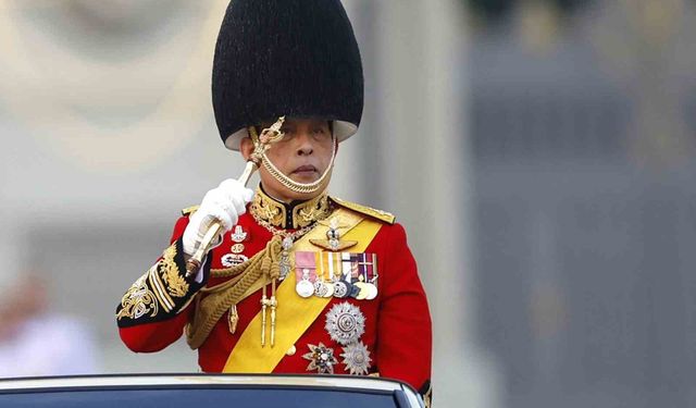 Tayland Kralı Vajiralongkorn, yeni kabineyi onayladı