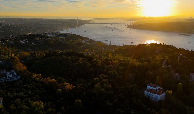“İstanbul Boğazı’nda kartpostallık gün batımı manzaraları”