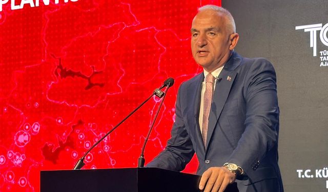 “Turizmde üçüncü çeyrek sonuçları açıklandı: Bakan Ersoy verileri paylaştı”