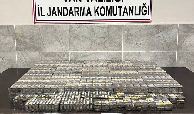 Van’da 990 paket kaçak sigara ele geçirildi